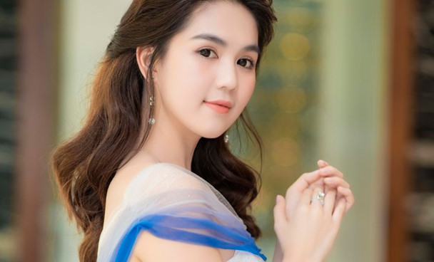 ngoc-trinh-LGQP ngoc-trinh-LGQP